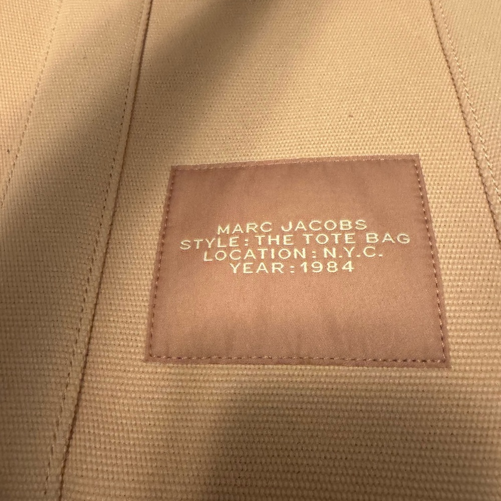 Marc Jacobs Pink Canvas 'The Tote Bag' - Picture 3 of 4
